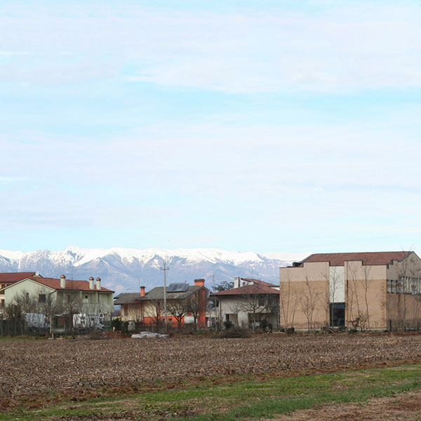 Panoramica del centro di Barcon ripreso dai campi a sud