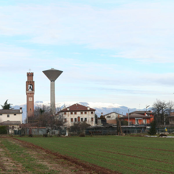 Panoramica del centro di Barcon ripreso dai campi a sud
