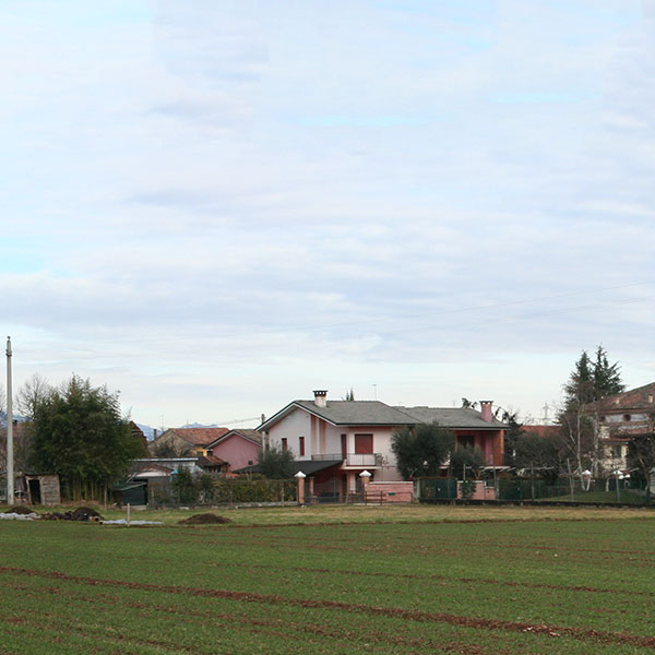 Panoramica del centro di Barcon ripreso dai campi a sud