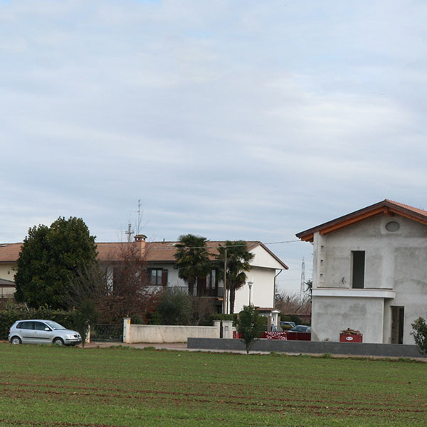 Panoramica del centro di Barcon ripreso dai campi a sud
