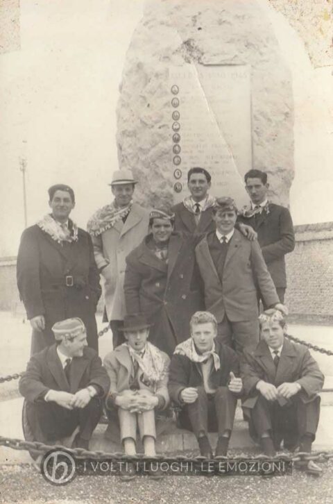 Foto Aurelio Martini - 1960: i coscritti della classe 1940