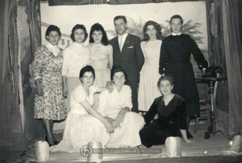 Foto Mazzoccato-Trinca - 1957: foto di gruppo della compagnia teatrale