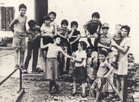 Foto famiglia Meneghetti - I cugini Meneghetti a metà degli anni '70