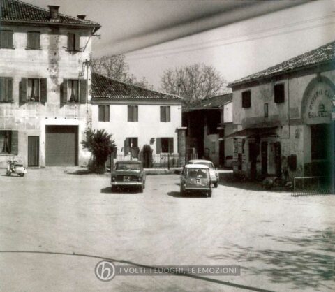 Piazza Cavour e l'osteria al Belvedere
