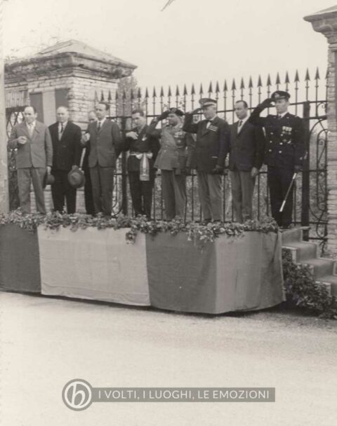 Foto Sorelle Occhial - Inaugurazione Monumento ai Caduti