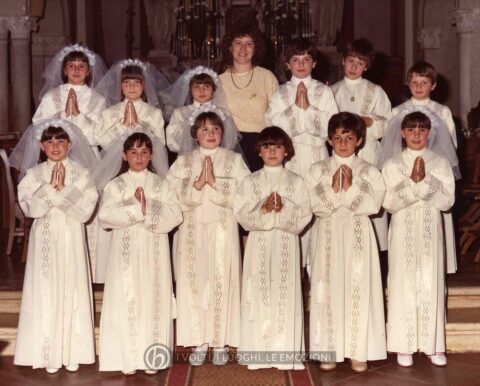 Foto Maurizio Trinca - Prima comunione della classe 1975