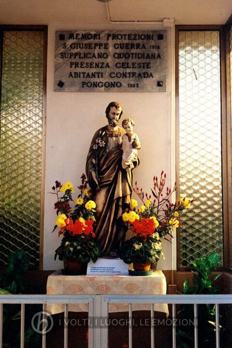 Il capitello votivo dedicato a S. Giuseppe, 24 marzo 2002