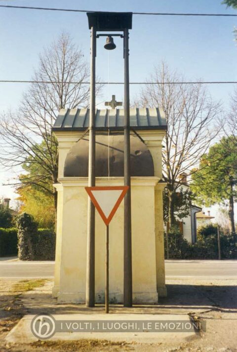 Il capitello votivo dedicato a Sant’Antonio di Padova, 21 novembre 2001
