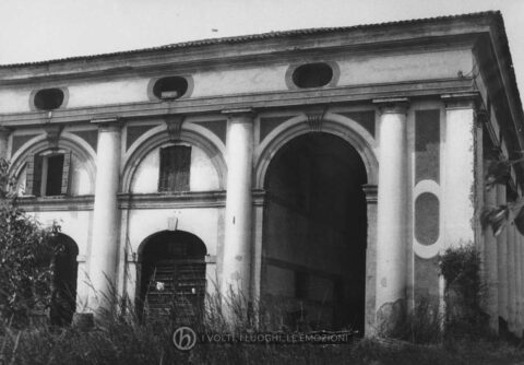 Barchessa di Villa Pola.