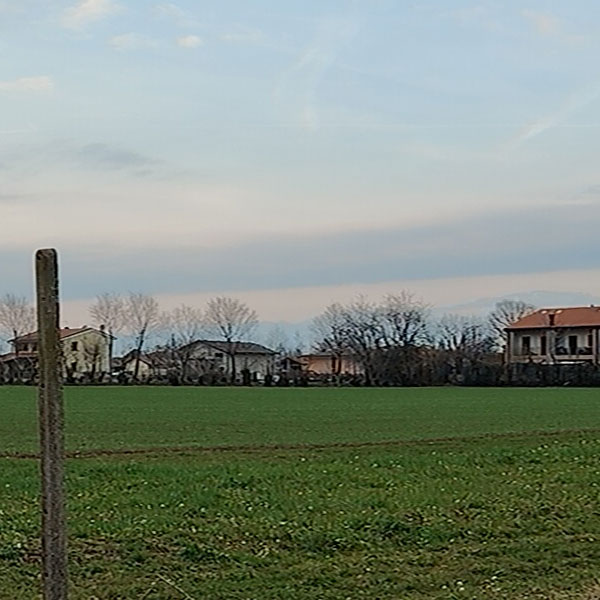 Panoramica del centro di Barcon ripreso dai campi a sud