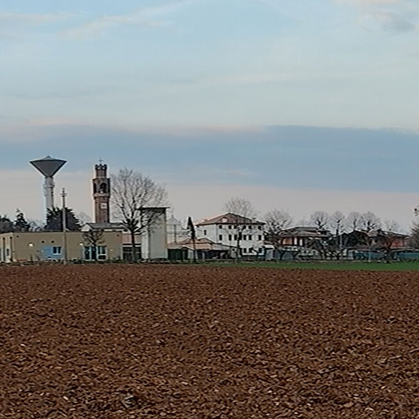 Panoramica del centro di Barcon ripreso dai campi a sud