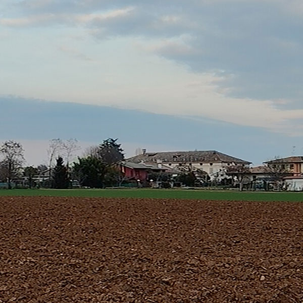Panoramica del centro di Barcon ripreso dai campi a sud