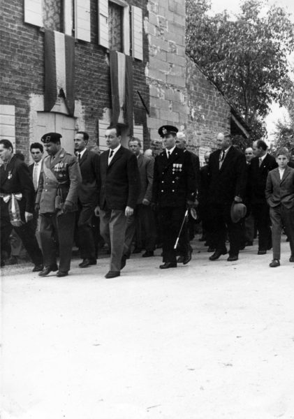 Archivio parrocchiale - Inaugurazione Monumento ai Caduti