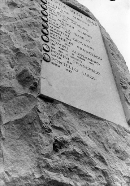 Archivio parrocchiale - Inaugurazione Monumento ai Caduti