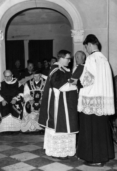Archivio parrocchiale - Funerale Don Massimino Pellizzari