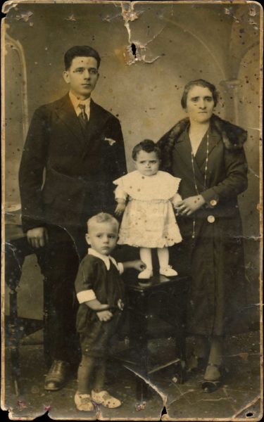 Foto Egidio Martini - La famiglia di Giuseppe Martini nel 1936