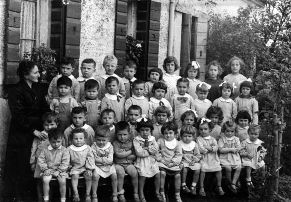 Foto Felice Trinca - Le classi 1952, 1953 e 1954 all'asilo