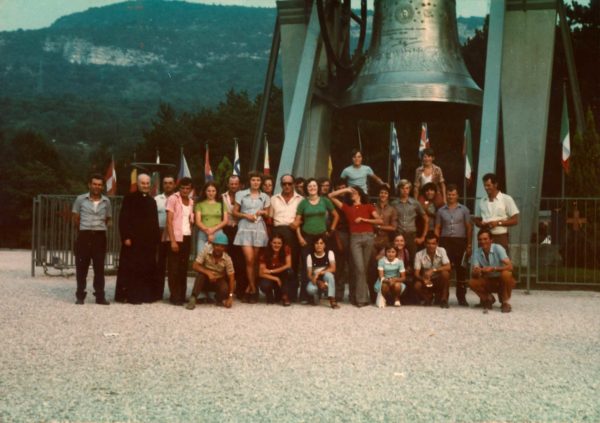 Foto Ida Trinca - La corale parrocchiale in gita a Rovereto: la campana dei caduti