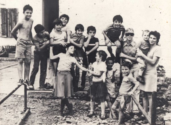 Foto famiglia Meneghetti - I cugini Meneghetti a metà degli anni '70